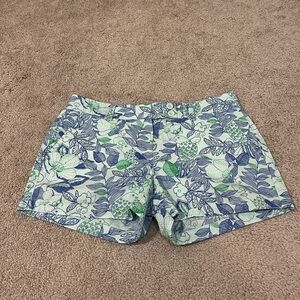Vineyard Vines Floral/ Tropical Patterned Shorts